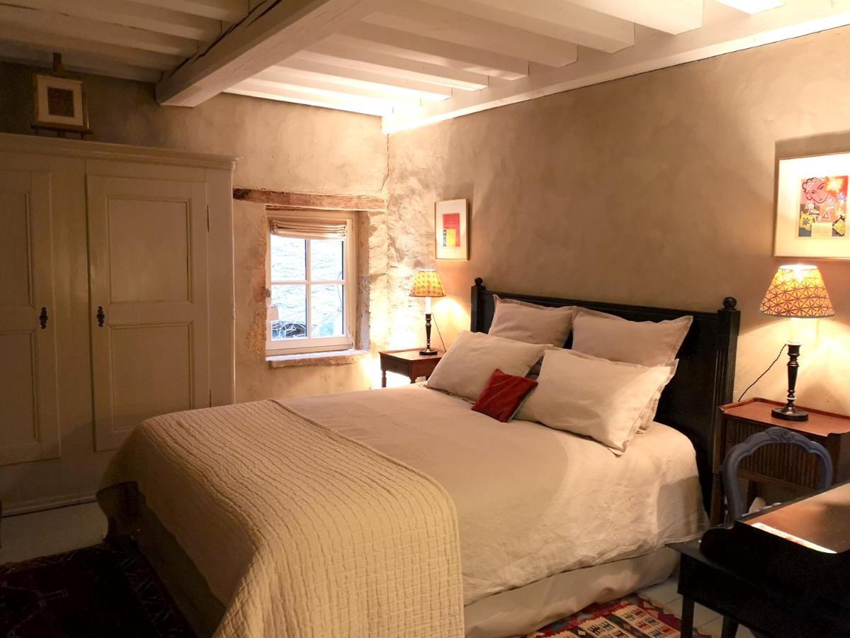 Maison D'Hotes - Les Tillets Bois-Sainte-Marie Kültér fotó